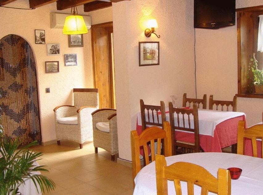 El Bouquet Hotel Pla de l'Ermita Ngoại thất bức ảnh